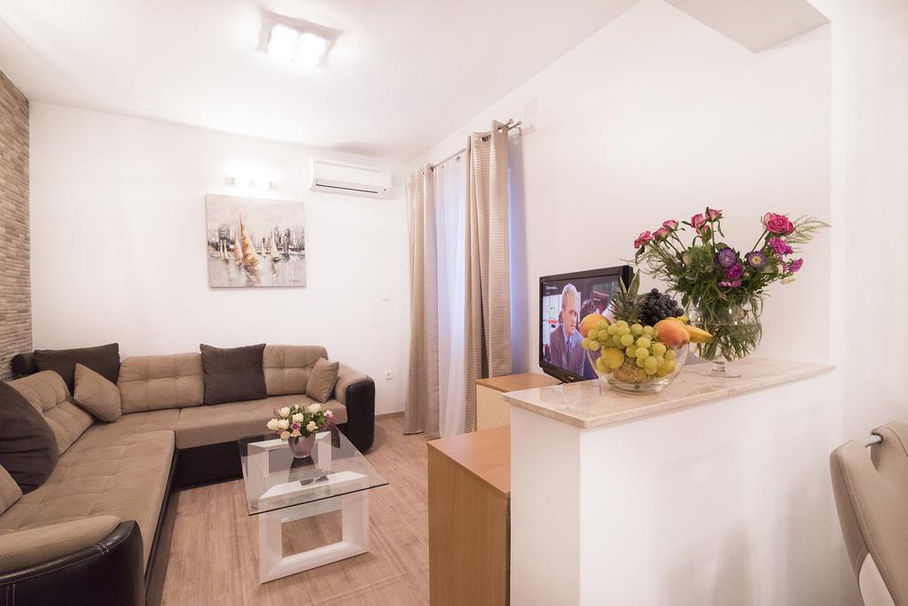 Apartments J&J Сплит Экстерьер фото